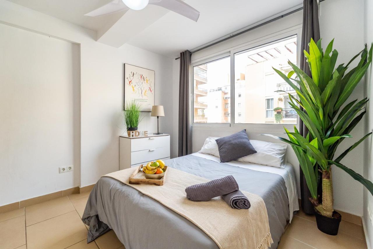 Fuengirola Paseo Maritimo Deluxe Apartment By The Beach Extérieur photo